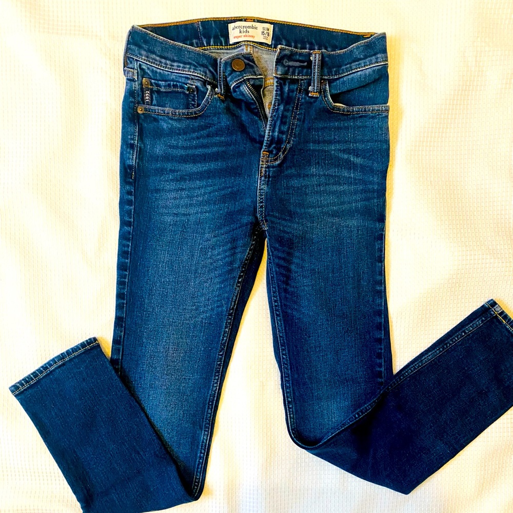 Boys Abercrombie and Fitch super skinny jeans. Size 15/16. Like new condition